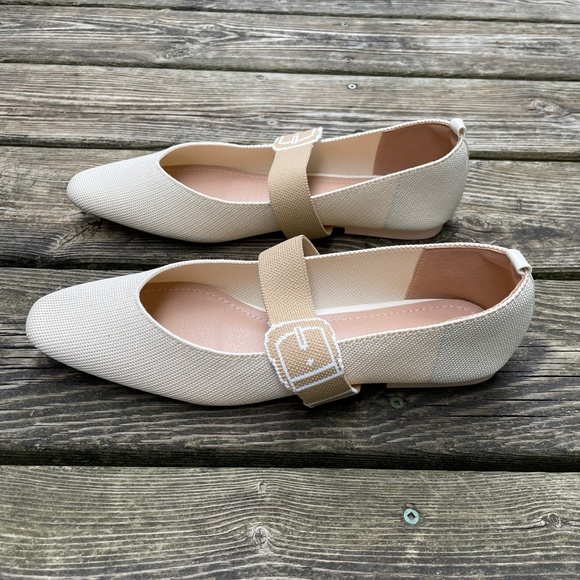 Women's Shoes: TIJN  Light Cream/Off-White Mary Jane Knit Ballet Flats - Picture 3 of 14